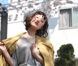 ショート カラー ITO YUKIのヘアスタイル