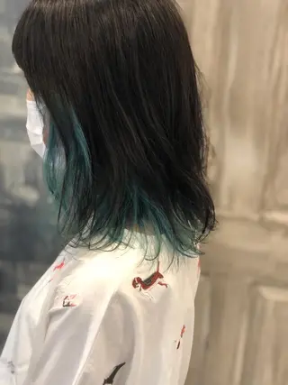 ミディアム カラー 日高 香織のヘアスタイル