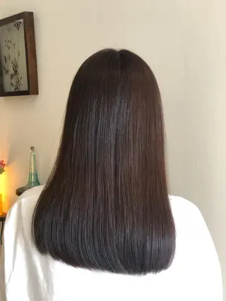 セミロング カラー 嶌田 沙紀のヘアスタイル