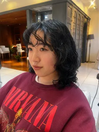 カラー The B/ オガワラナのヘアスタイル