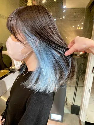 ミディアム 白髪ぼかし×デザイン 🕊️🫧ホウジョウのヘアスタイル