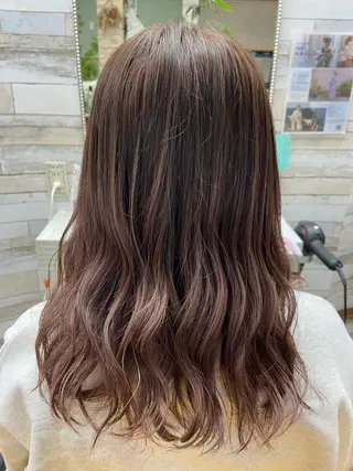 ミディアム カラー 大坪 拓斗のヘアスタイル