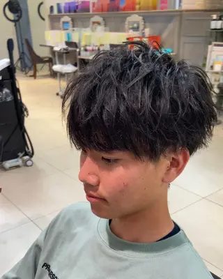 メンズ NEXTzer0 メンズカット/パーマのヘアスタイル
