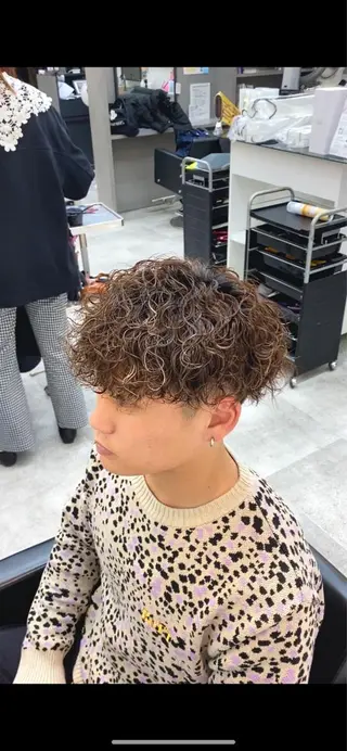 ショート パーマ 💎髪質改善/縮毛 矯正💎メンズパーマのヘアスタイル