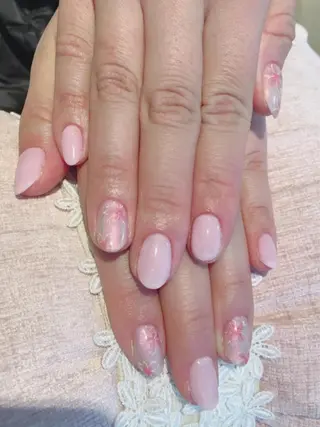 ネイル ビジューバイアクイユ ネイルズ　東中野店のネイルデザイン