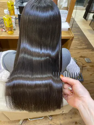 ロング 山木 裕子のヘアスタイル