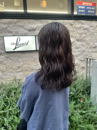 ミディアム パーマ ✨透明感カラー✨ 🦖佐々木未来🦕のヘアスタイル