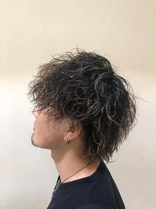 ミディアム カラー パーマ メンズ メンズパーマ/ メンズカット/渡邊亘のヘアスタイル