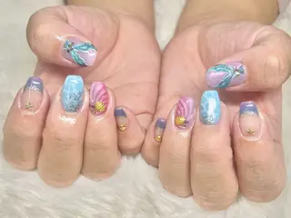 ネイル FILL nail SHIORIのネイルデザイン
