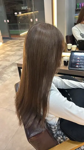 カラー レイヤー✂︎ぷつボブ 艶カラー🤍noaのヘアスタイル