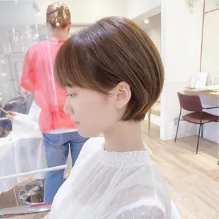 ショート ボブ ブリーチ/miinaのヘアスタイル