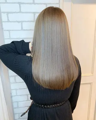 ロング カラー 🔗透明感カラー🔗 エクステ✂️はるちかのヘアスタイル