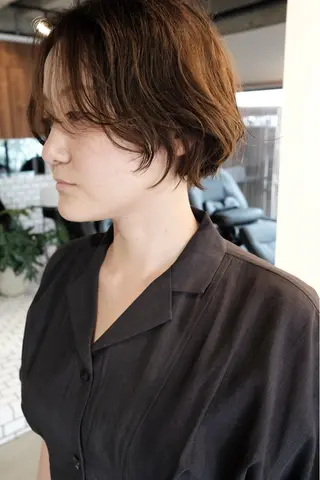 ショート kaito /都立大学herのヘアスタイル