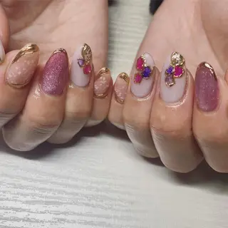 ショート カラー ネイル Nailsalon Calmeのネイルデザイン