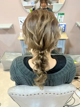 ロング ヤマダ アヤノのヘアスタイル