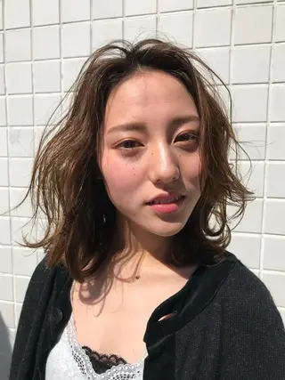 セミロング ヘアアレンジ 追立 優稀のヘアスタイル