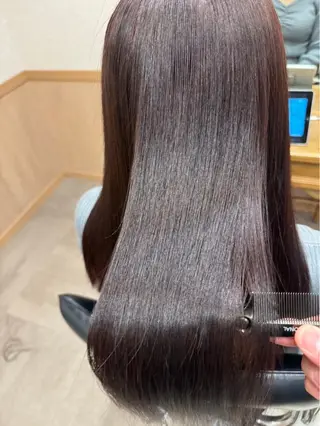 カラー 前田 亜由美のヘアスタイル