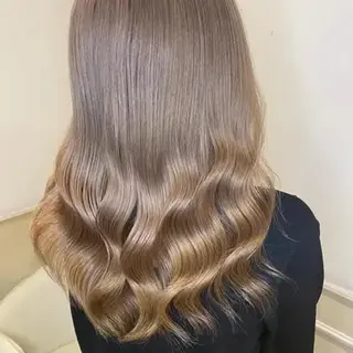 カラー ロング 💙 Ruka💙のヘアスタイル