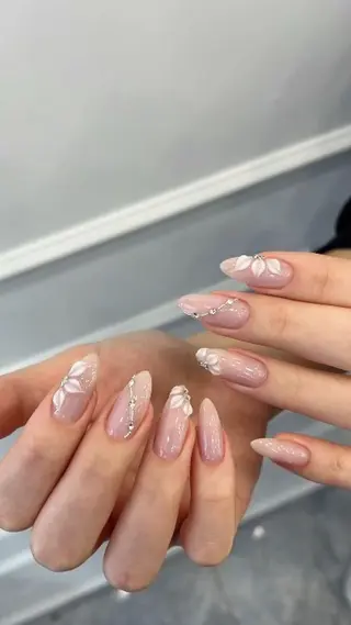 カラー AIN Nailのネイルデザイン