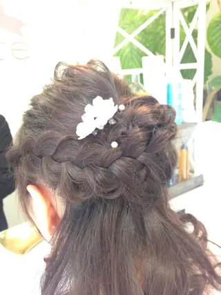 ミディアム セミロング ロング ヘアアレンジ 平松 千枝のヘアスタイル