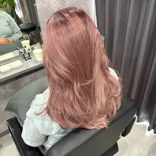 セミロング カラー nameless miichiのヘアスタイル
