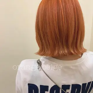 ショート カラー ぱつっとボブ/ 小野あかねのヘアスタイル