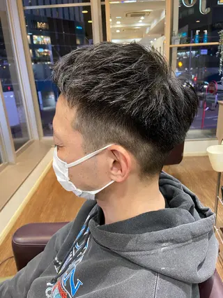 メンズ コバヤシ ユウスケのヘアスタイル