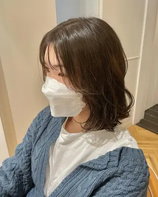 ミディアム カラー パーマ ヘアアレンジ メンズ キッズ ネイル マツエク・マツパ 🫧垢抜けヘア🫧 SHIORIのヘアスタイル