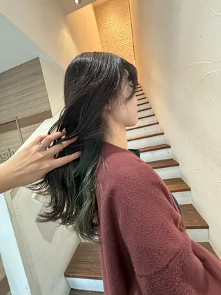 ロング カラー ヘアアレンジ ミドウチ アヤカのヘアスタイル