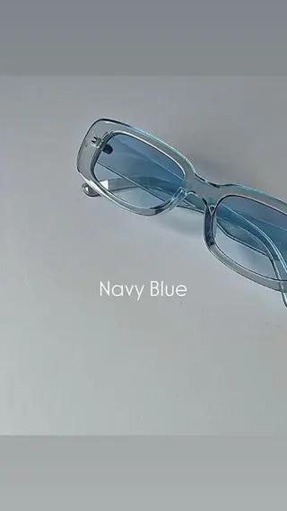 カラー レイヤー／ハイトーン /透明感/AKARIのヘアスタイル