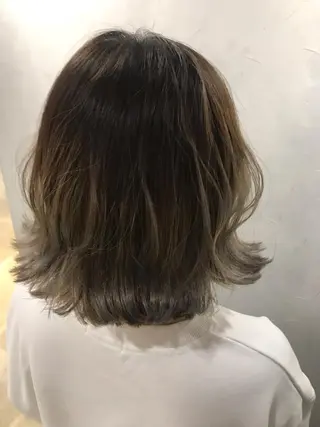 ショート カラー 江畑 匠 新宿三丁目 徒歩30秒⭐️のヘアスタイル