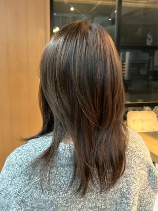 セミロング OAK溝の口 天使の輪👑YUKIのヘアスタイル