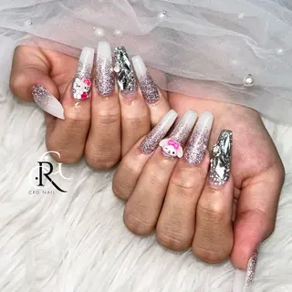 ロング 美フォルムスカルプ✨ RENAのネイルデザイン
