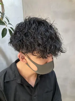 ショート パーマ メンズ 波巻きスパイラルパー マ/シャドウパーマ駿のヘアスタイル