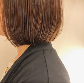 ミディアム Memories 銀座のヘアスタイル