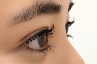 マツエク・マツパ メンズアイリスト 黒崎 光俊のマツエク・マツパデザイン