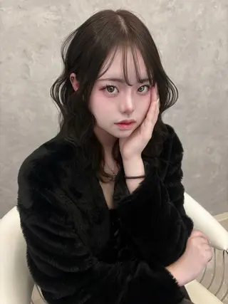 ミディアム カラー みゅう／韓国：網紅： トレンドヘアのヘアスタイル