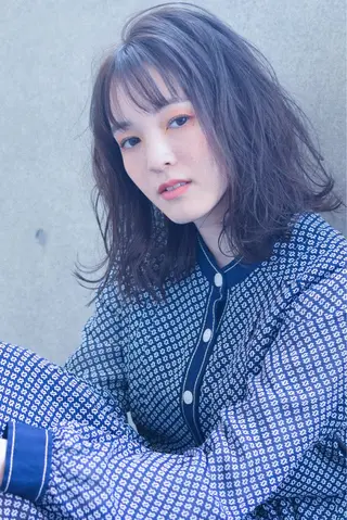 セミロング カラー クスノキ ヤスタカのヘアスタイル