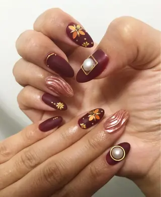 ネイル MiRanda 保坂 舞のネイルデザイン