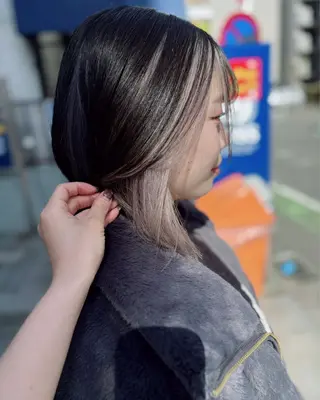 ミディアム カラー 小鹿理紗 和光市のヘアスタイル
