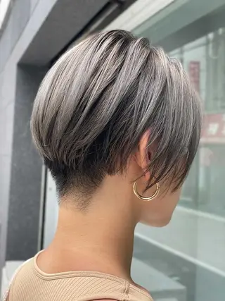 ショート カラー 【透明感.艶髪】 中原史雄のヘアスタイル