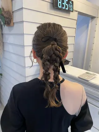 ヘアアレンジ ブリーチなしWカラー ヘアセット菜希のヘアスタイル
