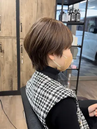 ショート カラー 🗻飯田誠也🗻 カットカラー得意のヘアスタイル