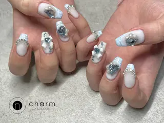 ネイル ネイルルーム チャームのネイルデザイン