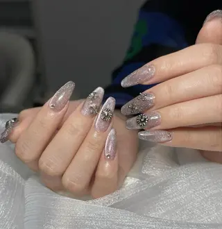 ロング カラー 波 なみのネイルデザイン