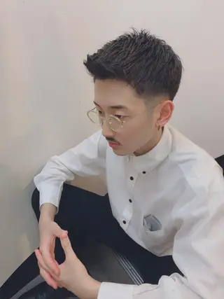 ショート 岡崎 海人のヘアスタイル