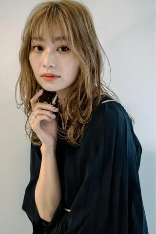 セミロング カラー 髪質改善、縮毛矯正 店長浅野太郎のヘアスタイル