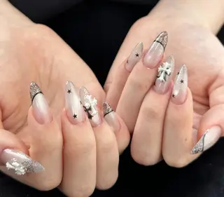 ネイル Pure&Rich Nailのネイルデザイン