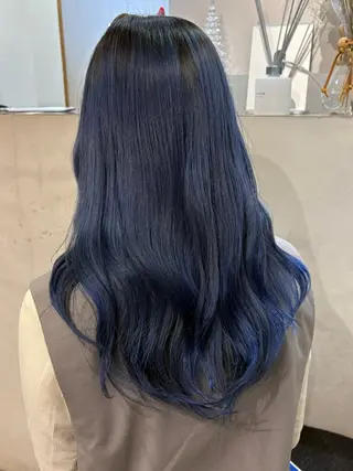 ロング カラー 🫐寒色系カラー 🫐ヤマナカリリカのヘアスタイル
