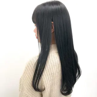 ロング ハイトーン×レイヤー カットTAKUMIのヘアスタイル